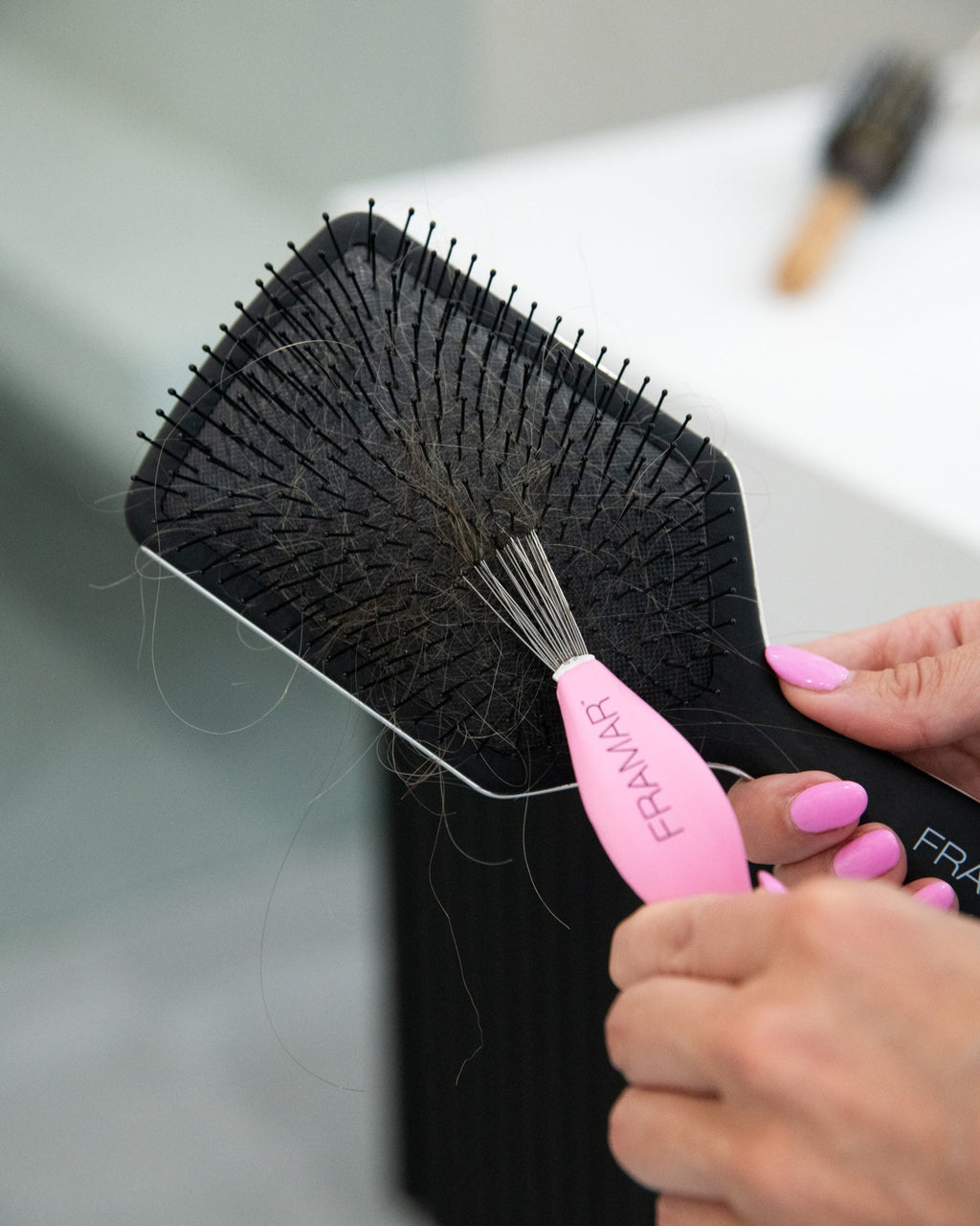 Brush Cleaner - Pink