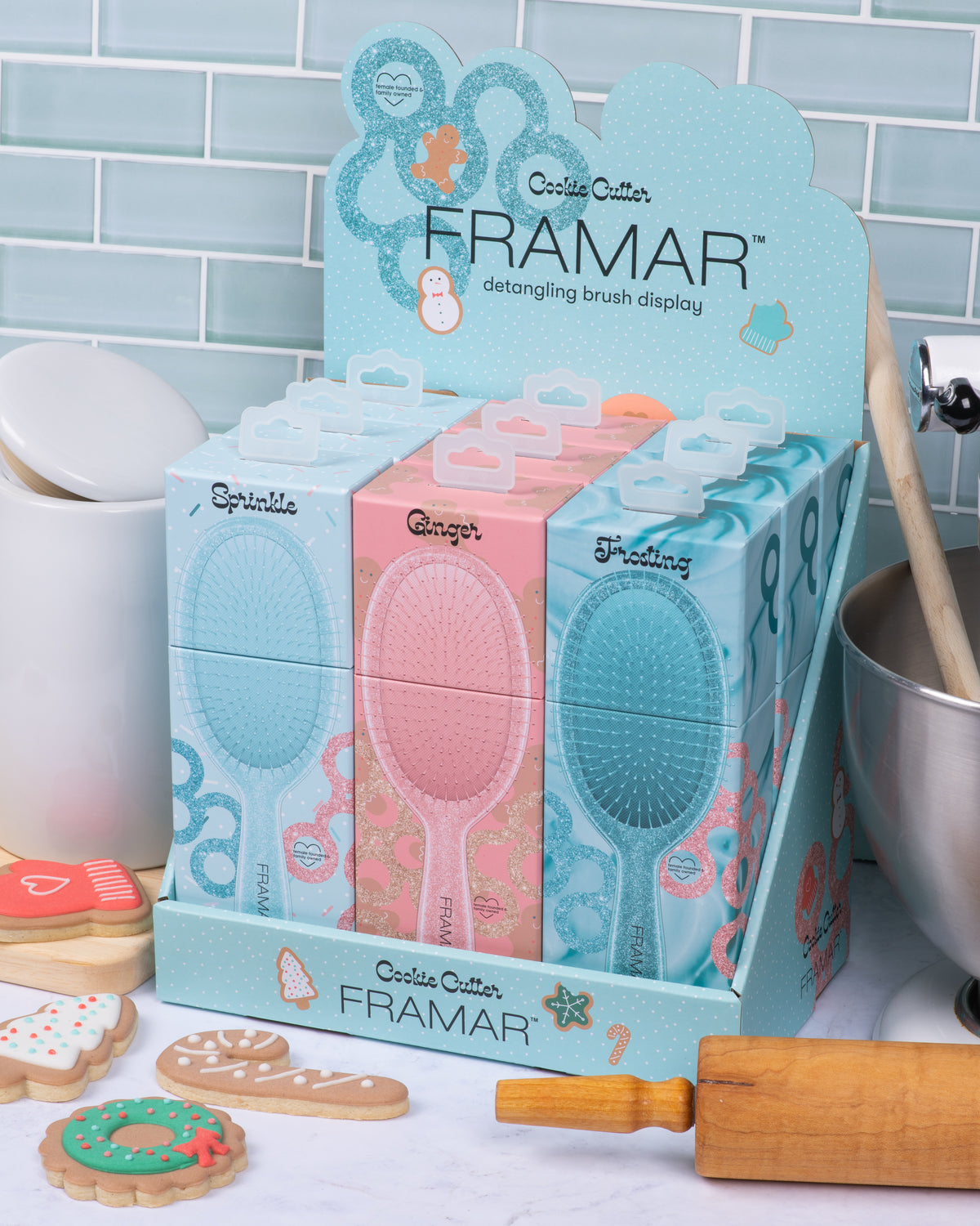 Cookie Cutter - Detangle Brush 9pc Display