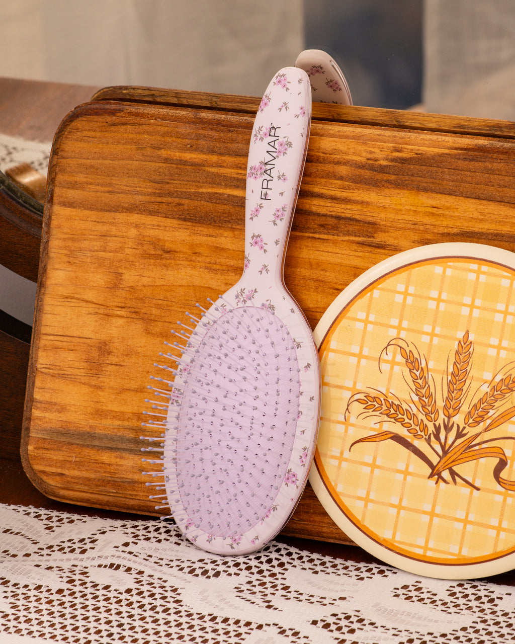 Meadow - Detangle Brush