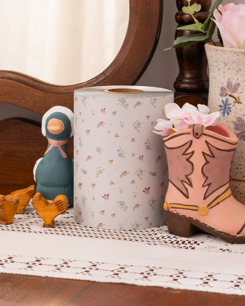 Country Charm - Embossed Roll