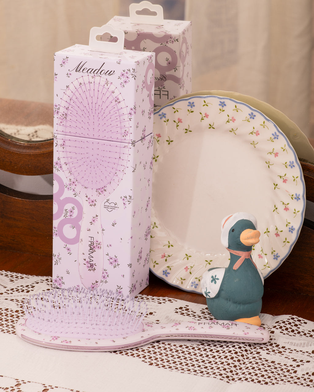 Meadow - Detangle Brush