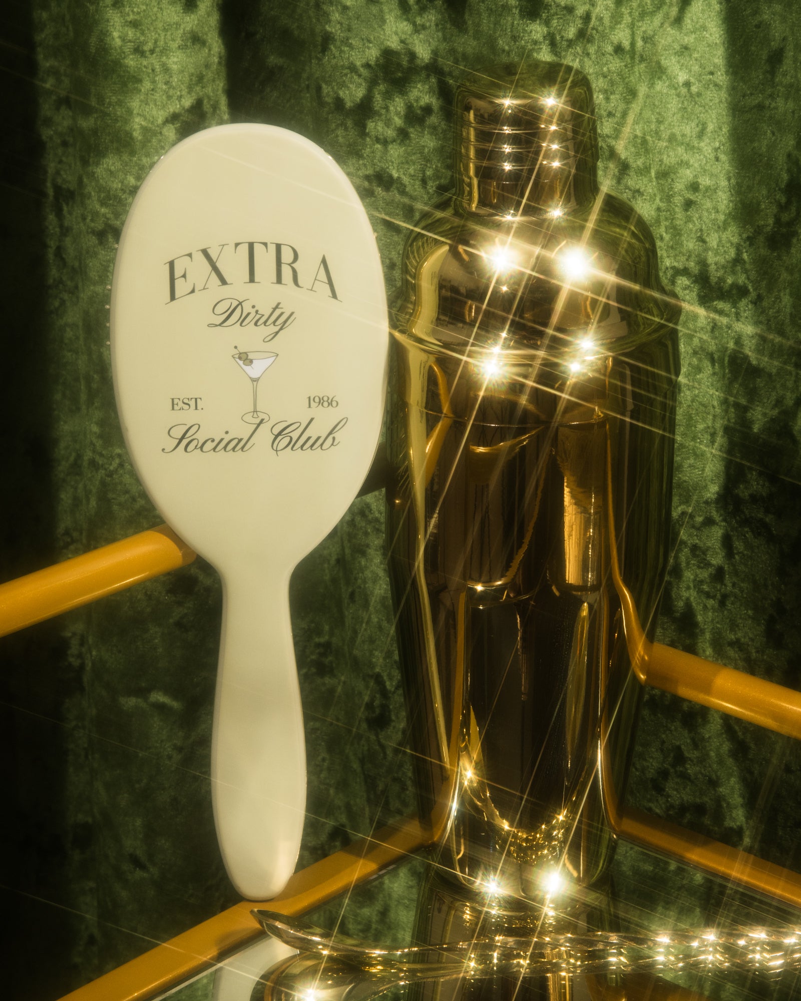 Extra Dirty Detangle Brush - Happy Hour