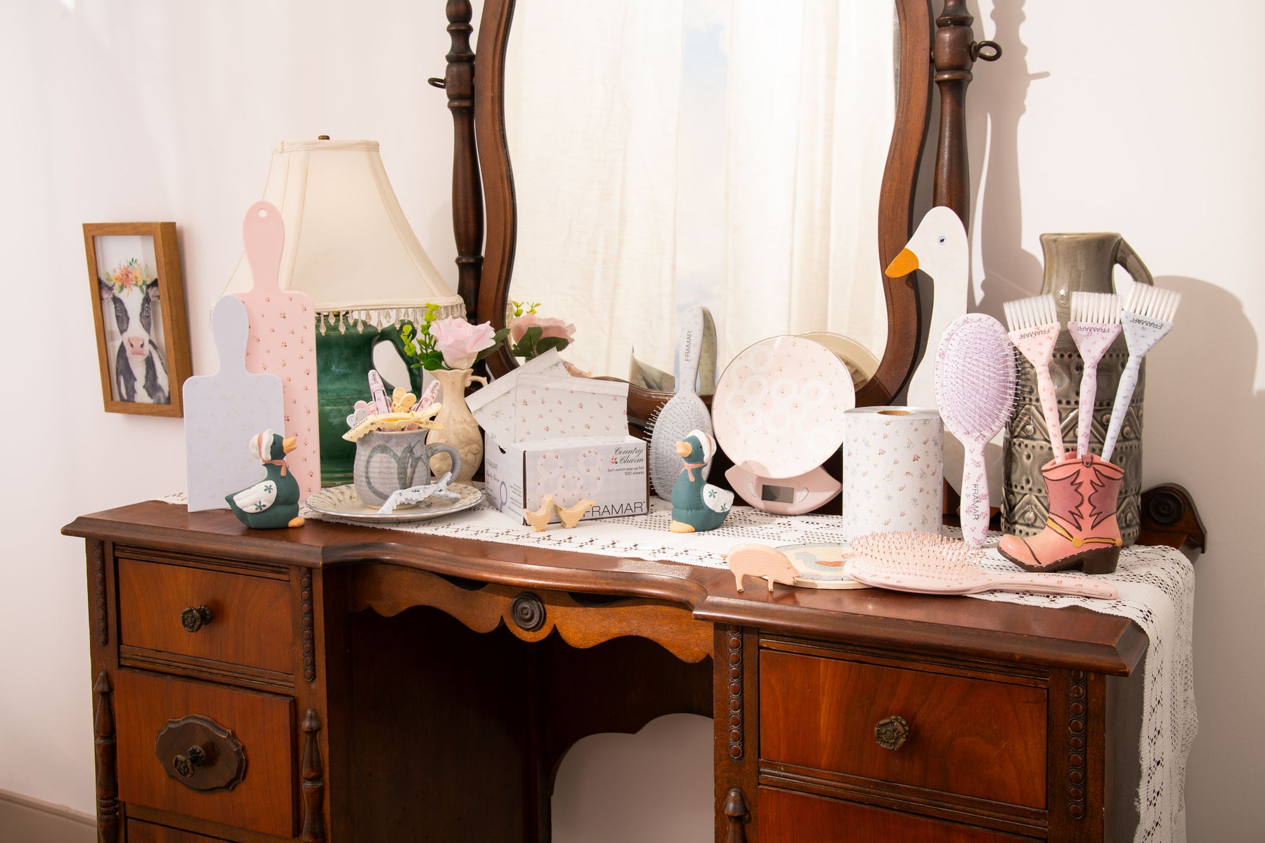 Country Charm lifestyle setup