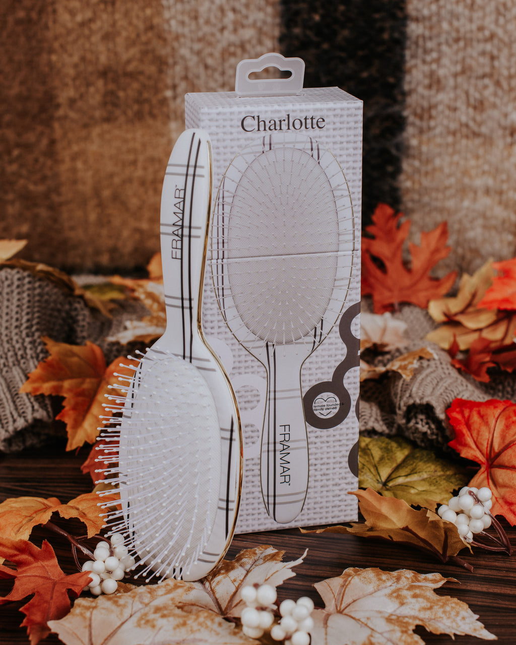 Charlotte - Detangle Brush