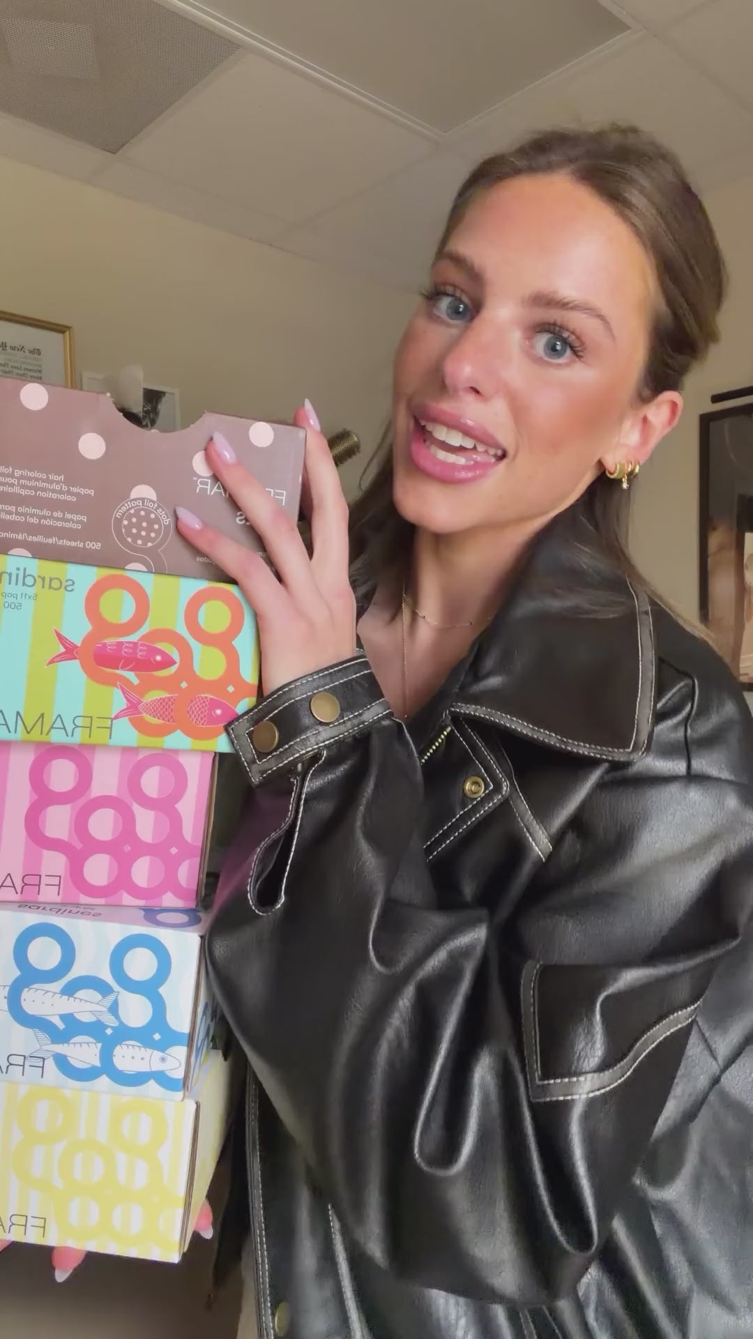 Chocolate Polka Dots - Pop Up UGC video